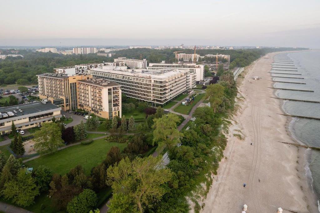 Apartament Ania Z Widokiem Na Morze W Hotelu Arka Kołobrzeg Buitenkant foto