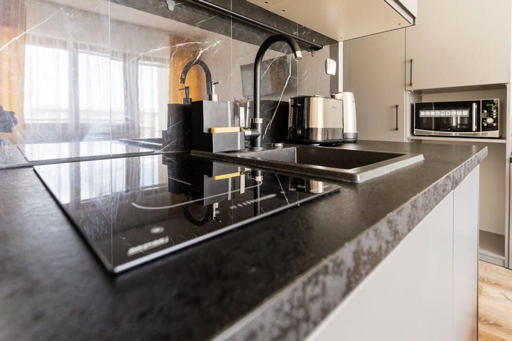 Apartament Ania Z Widokiem Na Morze W Hotelu Arka Kołobrzeg Buitenkant foto